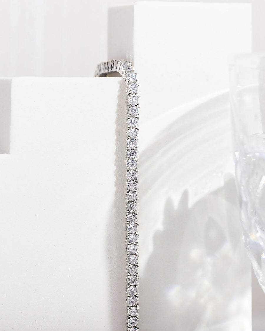 White Gold Lisse Classic Tennis Bracelet — styled detail