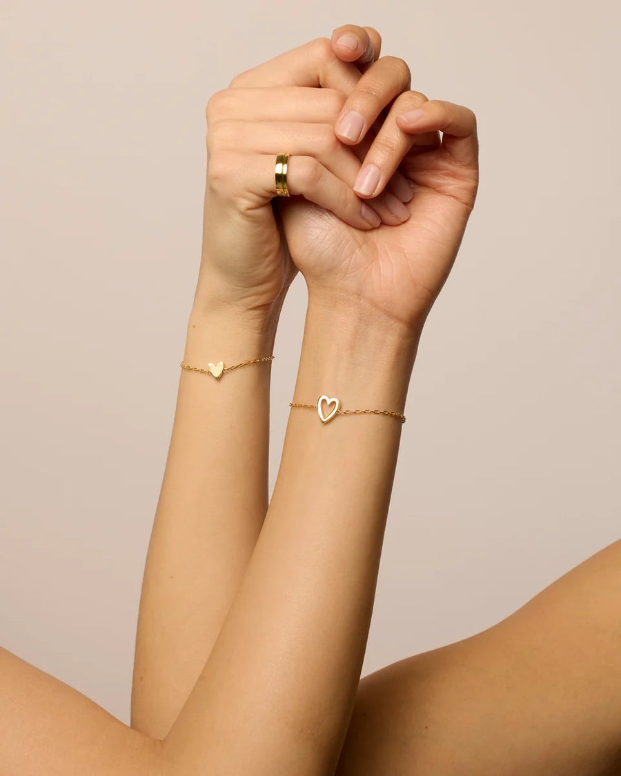 Yellow Gold Nova Heart Bolo Bracelet — paperclip chain detail
